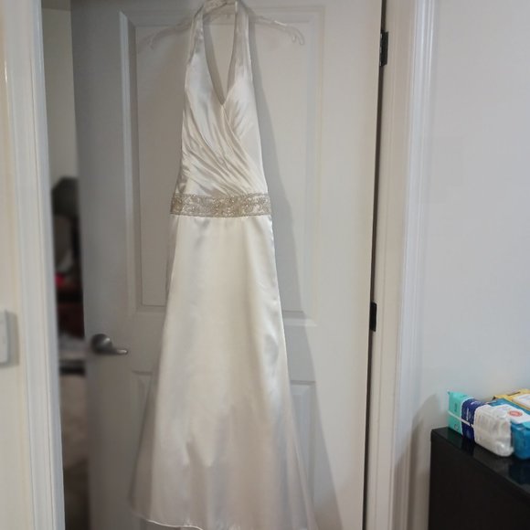 Galina Signature Dresses & Skirts - Gorgeous beautiful shape used Galina Signature Wedding gown Ivory, halter Size 6